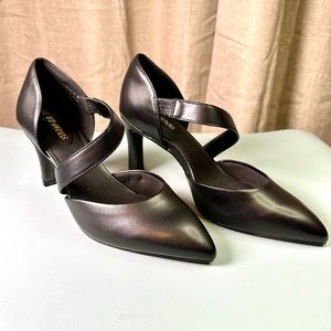 Dream Pairs black heels